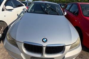 BMW SERIE 3 320D DEL 2007 PER RICAMBI