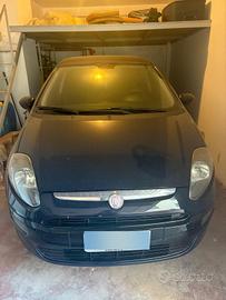 fiat punto evo metano adatta ai neo patentati cons