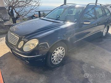 Ricambi Mercedes classe E 320 del 2004 guida a dx