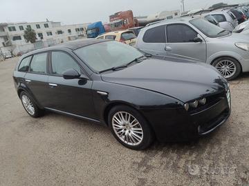 Alfa Romeo 159 1.9 JTDm 16V Sportwagon Distinctive