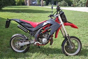 Motard Aprilia sx 125 2t