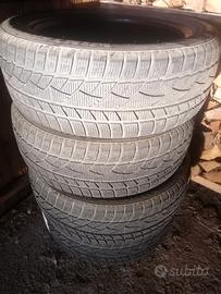 4 gomme invernali 215/55R18