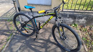MTB hardtail Giant Talon