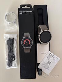 Samsung Galaxy Watch 5 pro VERSIONE TITANIUM nuovo