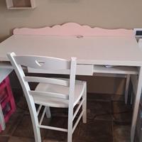 letto, materasso, cassettiera e scrivania MEM
