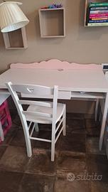 letto, materasso, cassettiera e scrivania MEM