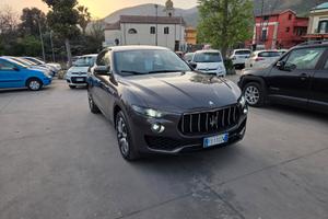 Maserati Levante V6 Diesel 275 CV AWD Granlusso