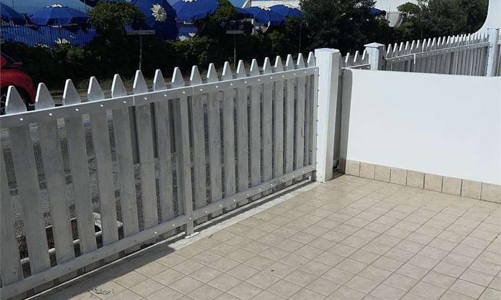 APPARTAMENTO INDIPENDENTE FRONTE MARE