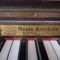 Pianoforte fine '800 marca Chassaigne Freres 
