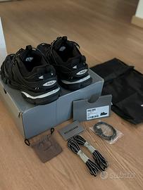 Balenciaga track led