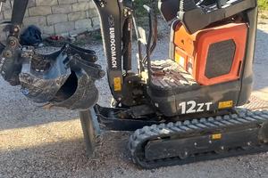 Mini escavatore Eurocomach 12ZT come nuovo 2024