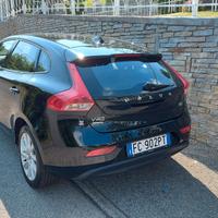 Volvo V40  D2 Geartronic Momentum 