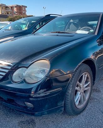 RICAMBI MERCEDES C220 CDI SPORTCOUPE' ANNO 2001