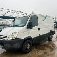 Iveco daily 29l12 minivan automatico