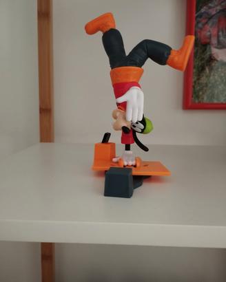 personaggio Pippo  Kinder 2026