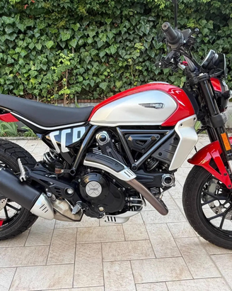 Ducati Scrambler 803 Icon Red Next Generation 2024