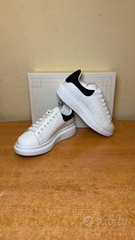 Alexander McQueen Oversize Bianche NUOVE 42