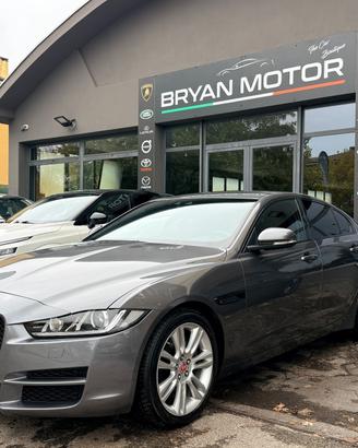 Jaguar XE 2.0 D 180 CV AWD aut. Prestige