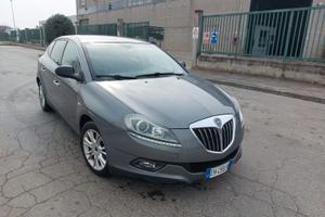 Lancia delta 1.4 T-Jet GPL