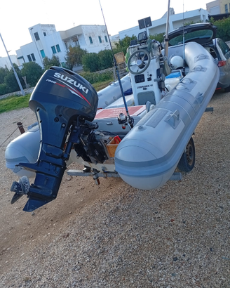 Gommone+motore+carrello