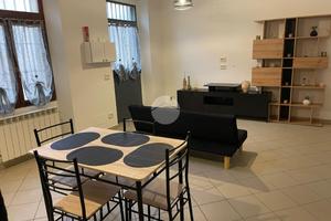 2 LOCALI A VALENZA