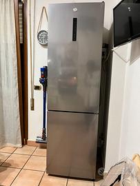 Frigorifero combinato libera installazione Hoover