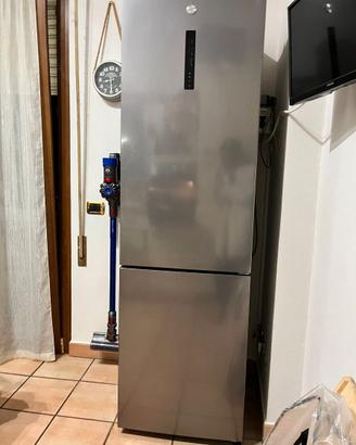 Frigorifero combinato libera installazione Hoover