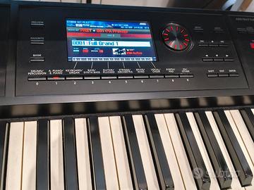 Roland Fa08 + Custodia + Suoni