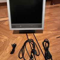 Monitor 15 pollici