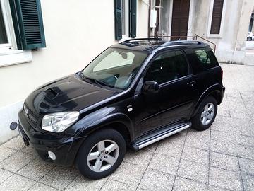 Toyota rav4 anno 2004