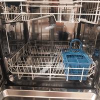 lavastoviglie  leggi bene 