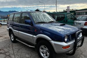Nissan Terrano II 2.7 TDI 125CV 7 POSTI