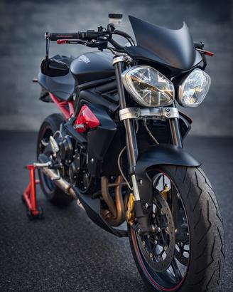 Triumph Street Triple 675 R