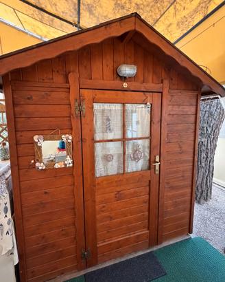 Casina da giardino in legno 2x2
