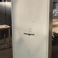 Armadio metallico a 2 ante