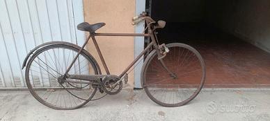 Bicicletta d'epoca anno 1932 con freni a bacchetta