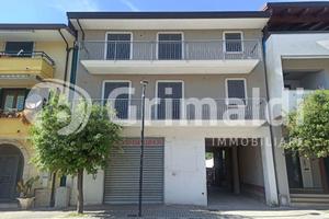 Locale commerciale Telese Terme