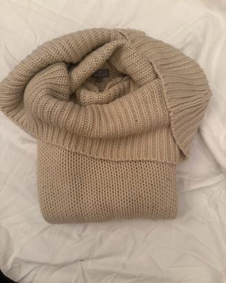 maglia di lana a collo alto