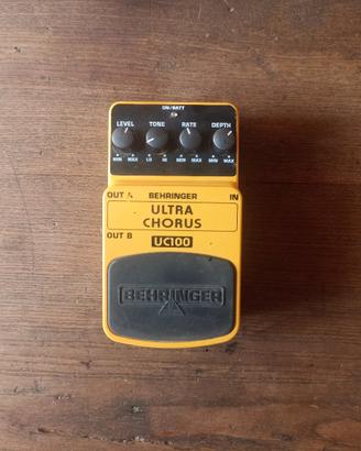 Behringer Ultra Chorus UC100
