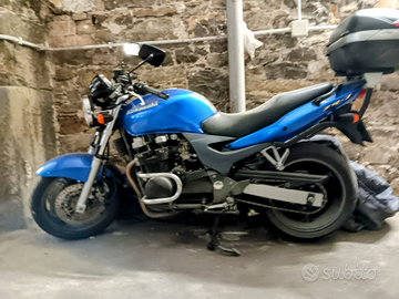 Kawasaki ZR7