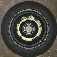 Ruotino di scorta per auto nuovo