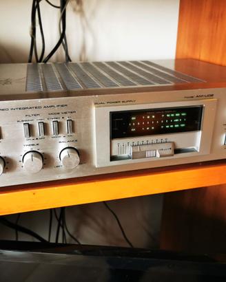 AKAI AMPLIFICATORE STEREO INTEGRATO