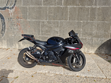 Suzuki GSX R 600