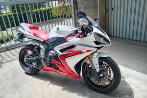 Yamaha YZF R1 - 2008