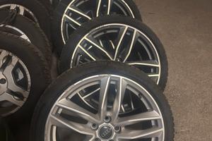 Cerchi originali audi tts 19 con invernali