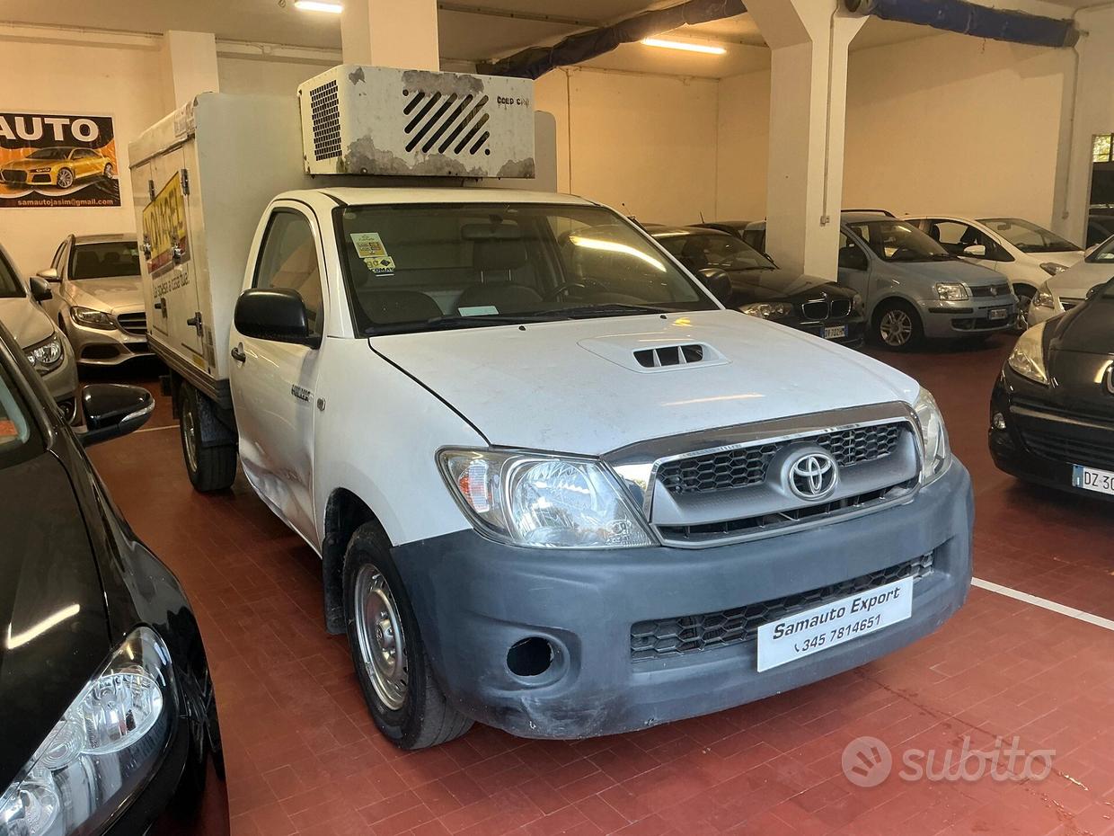 TOYOTA Hilux 3ª serie