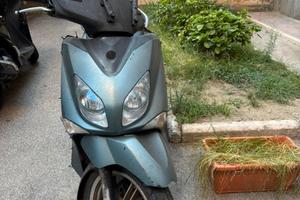 Yamaha xcity 250