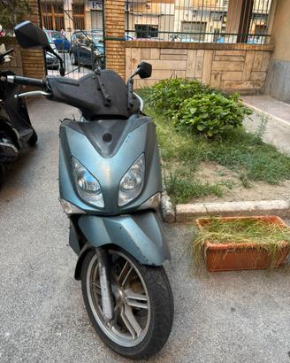 Yamaha xcity 250