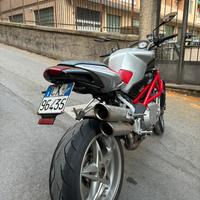 Mv agusta f4 brutale 750