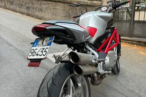 Mv agusta f4 brutale 750
